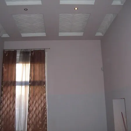 T & E Lejlighed Budapest